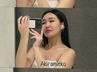 Akiramieko