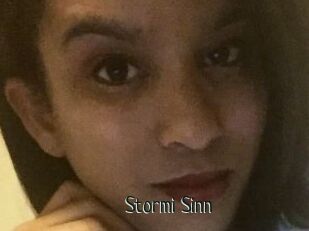 Stormi_Sinn